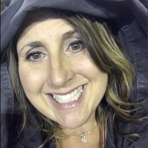 Meet your Posher, Jacquelyn